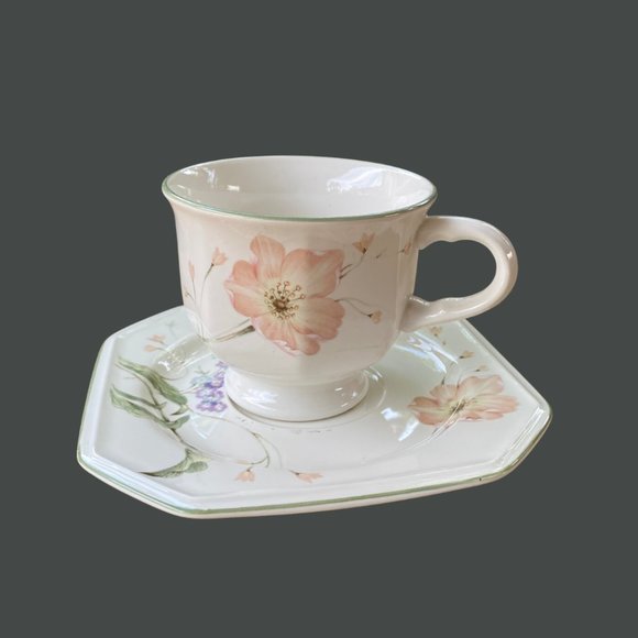 Mikasa Other - Vintage MIKASA Continental Amsterdam Footed Cup & Saucer Set Floral #F3102 Tea